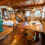 Authentic Countryside With Hot Tub * Veliki Kamen