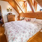 Villa Authentic Countryside With Hot Tub *