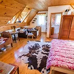 Villa Authentic Countryside With Hot Tub Veliki Kamen