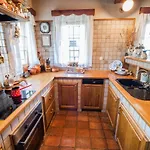 Villa Authentic Countryside With Hot Tub *