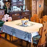 Authentic Countryside With Hot Tub Villa
