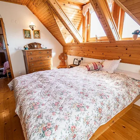 Vila Authentic Countryside With Hot Tub *