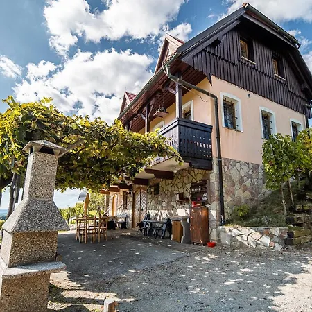 Villa Authentic Countryside With Hot Tub Veliki Kamen