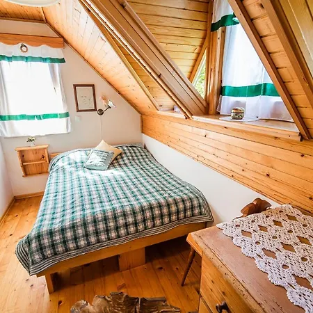 Authentic Countryside With Hot Tub