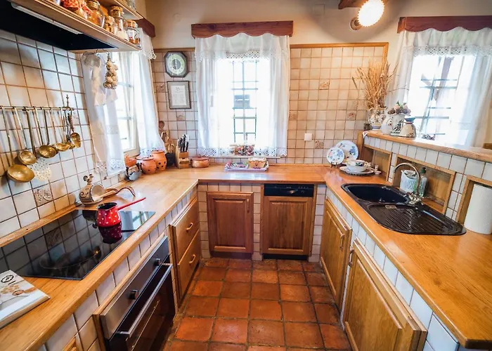 Vila Authentic Countryside With Hot Tub *