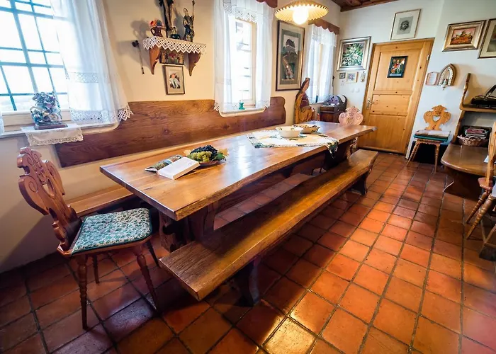 Authentic Countryside With Hot Tub Vila