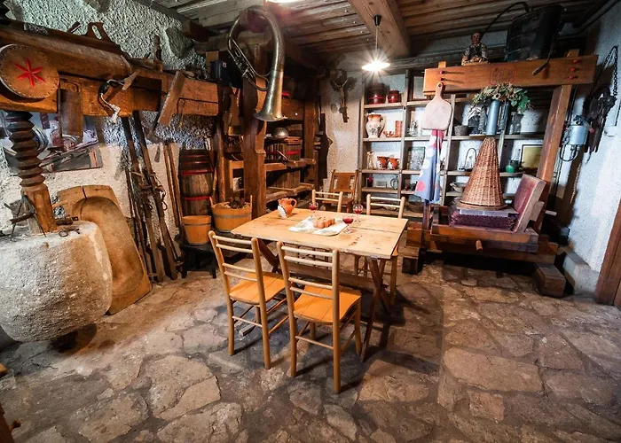 Vila Authentic Countryside With Hot Tub Veliki Kamen