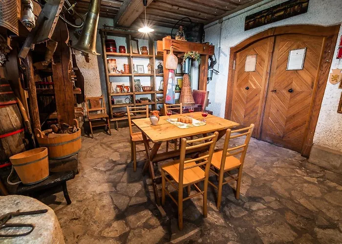 Authentic Countryside With Hot Tub Vila