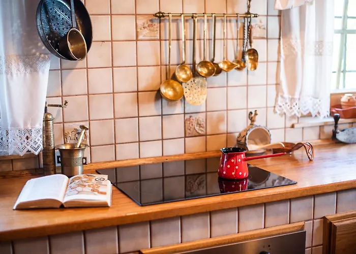 Authentic Countryside With Hot Tub Vila