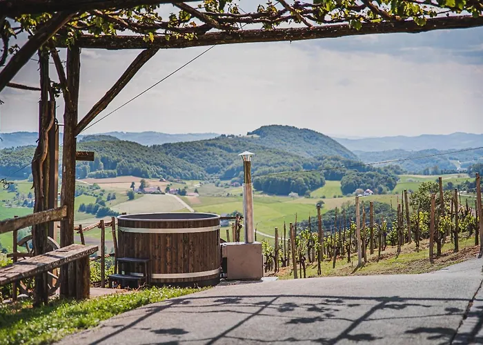 Authentic Countryside With Hot Tub * Veliki Kamen